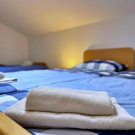 Neptun Gostinjska kuća 3*