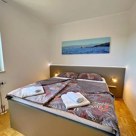 Neptun 3* Silo (Krk)