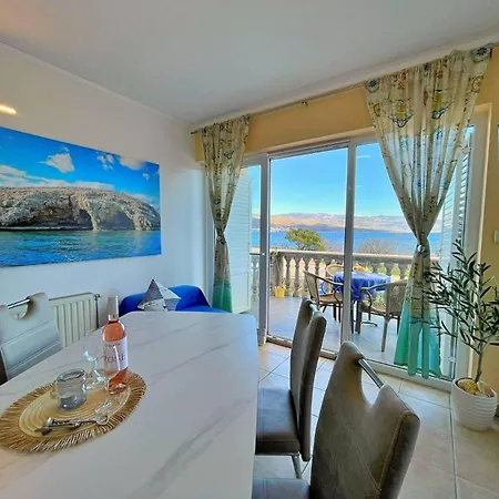 Neptun Guest house 3*