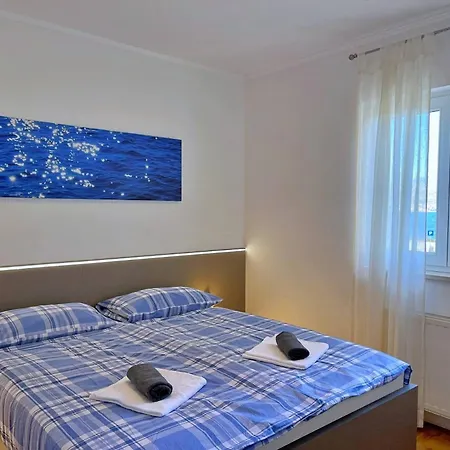Neptun 3* Silo (Krk)