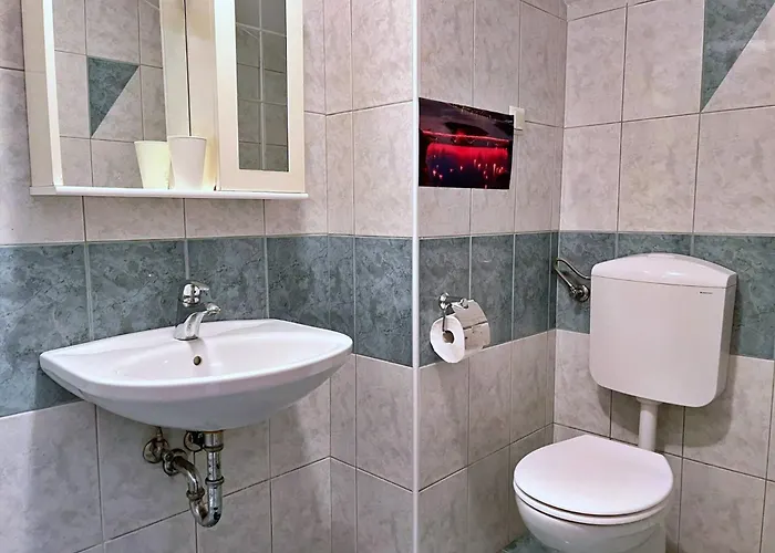 Neptun 3* Silo (Krk)