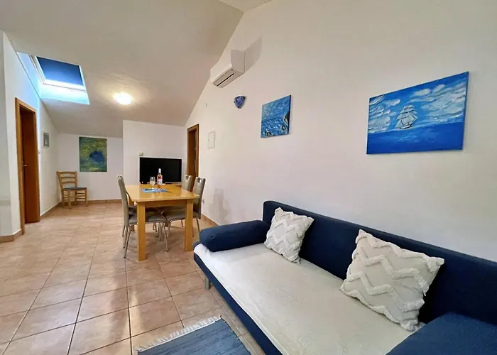 Neptun 3* Silo (Krk)